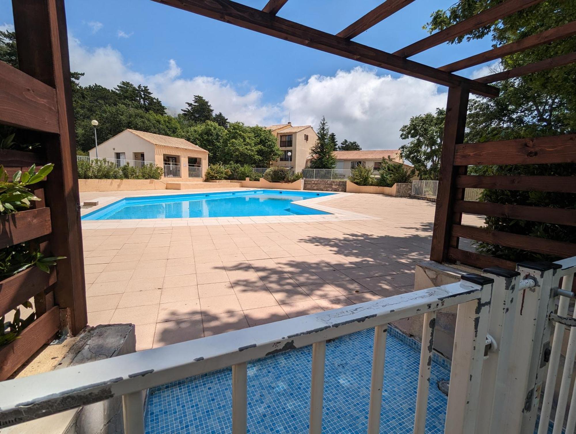 Evasion Au Calme - Maison Cosy Avec Piscine Et Tennis Saint-Vallier-de-Thiey Dış mekan fotoğraf